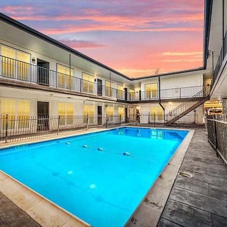 Warm Heights 2Br With Pool & Free Parking Apartman Houston Kültér fotó